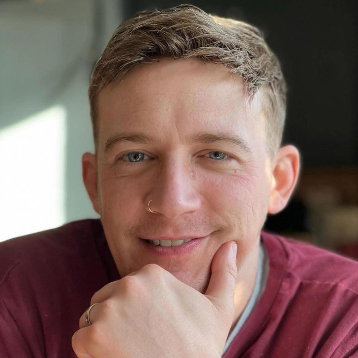 Freelance video editor and social media marketing expert providing content creation, campaign management and meaningful social media posts for brands